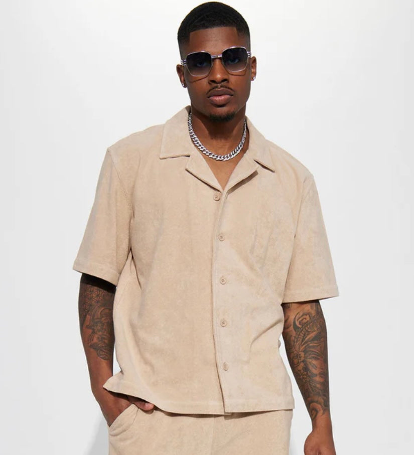 Camisa cubana con estampado de arena sumergida