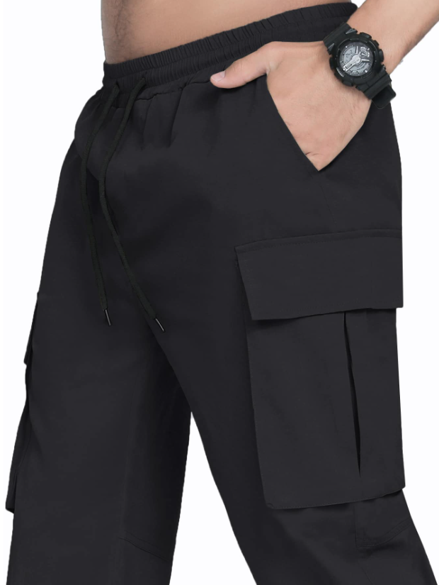 Pantalones cargo negros con cordón