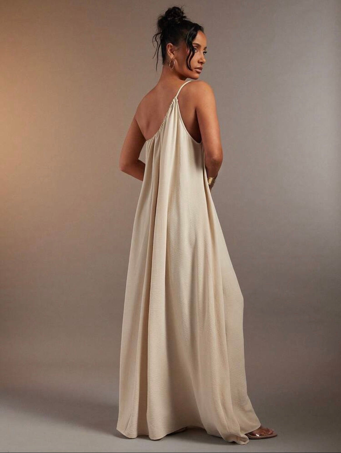 Gathering Linen Maxi Dress